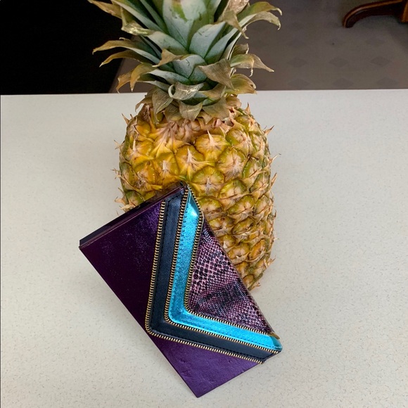 ⭐️Sold to SL⭐️TARTE AMAZONIAN CLAY PALETTE NWOB - Picture 2 of 8